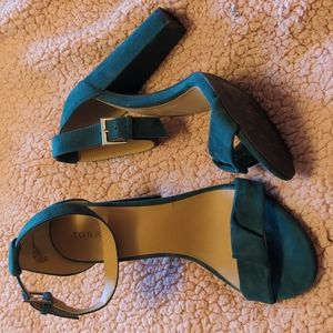 Torrid 9.5 green suede heels